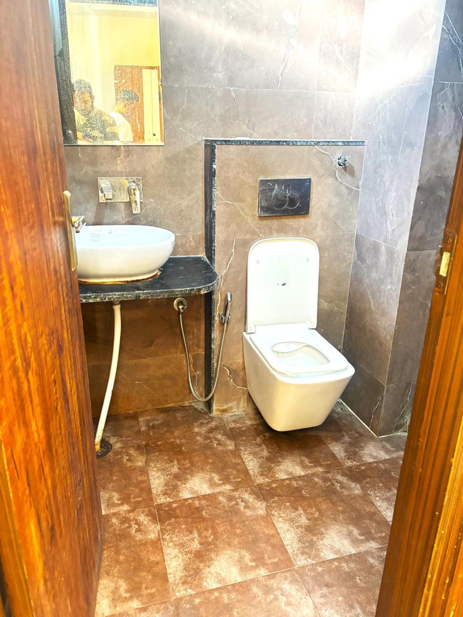 Hotel Hari Inn ジャイプール 部屋 写真