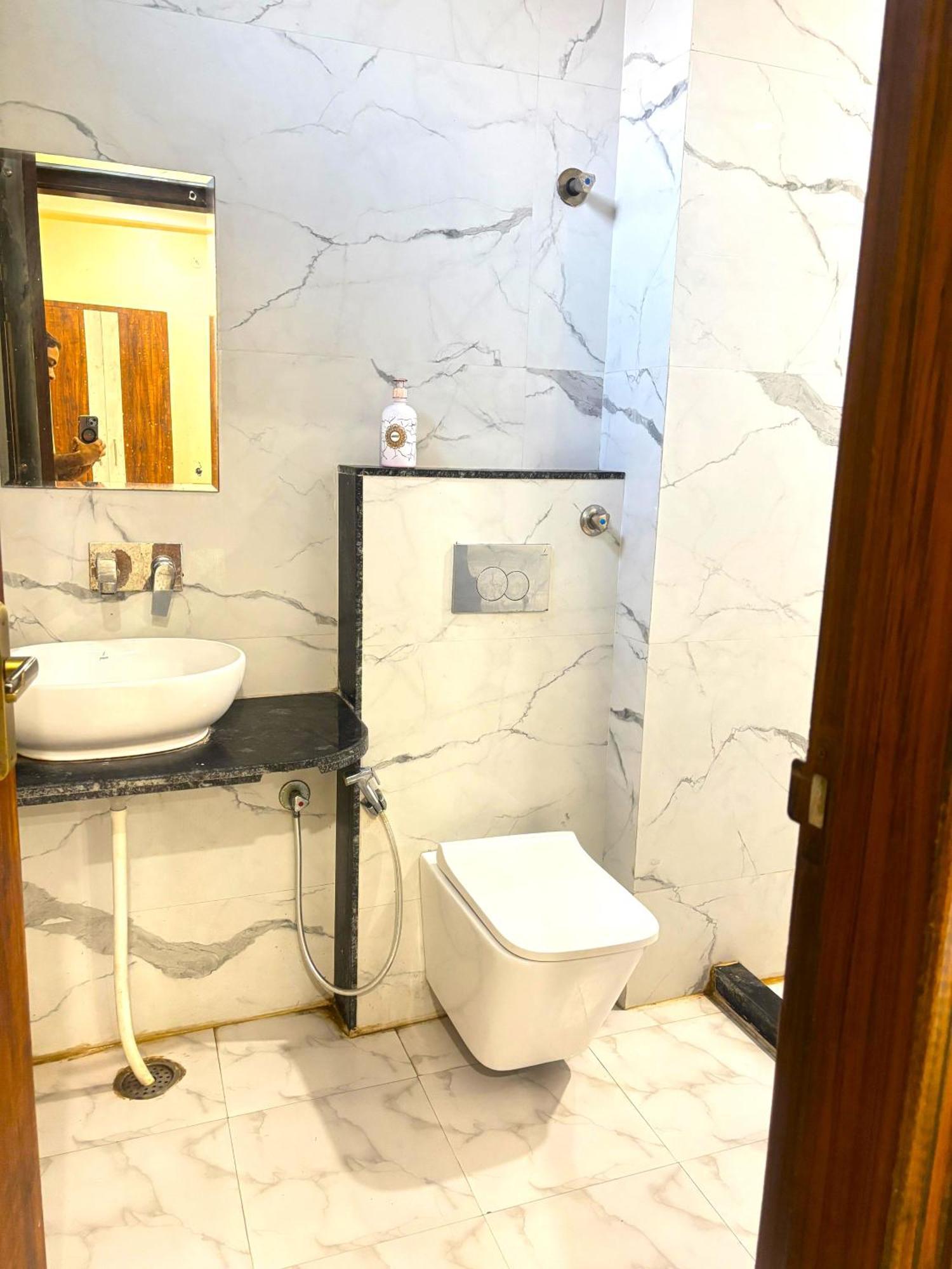 Hotel Hari Inn ジャイプール エクステリア 写真